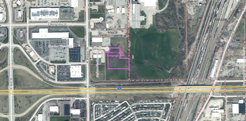 111 Petry Court, Champaign