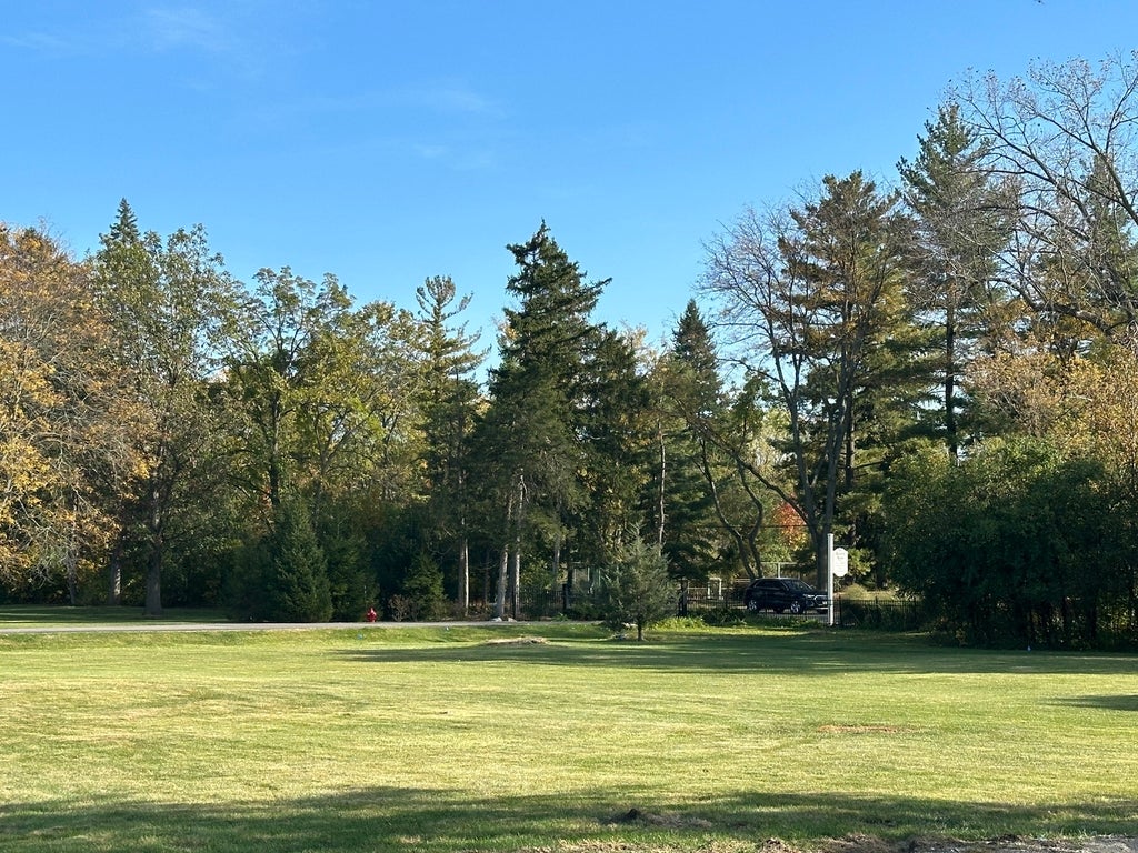 118 Dickens Road, Northfield, 60093