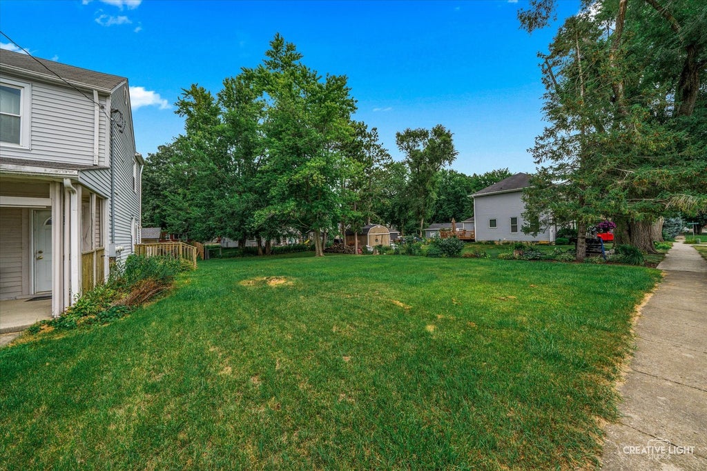 205 Center Street, Maple Park