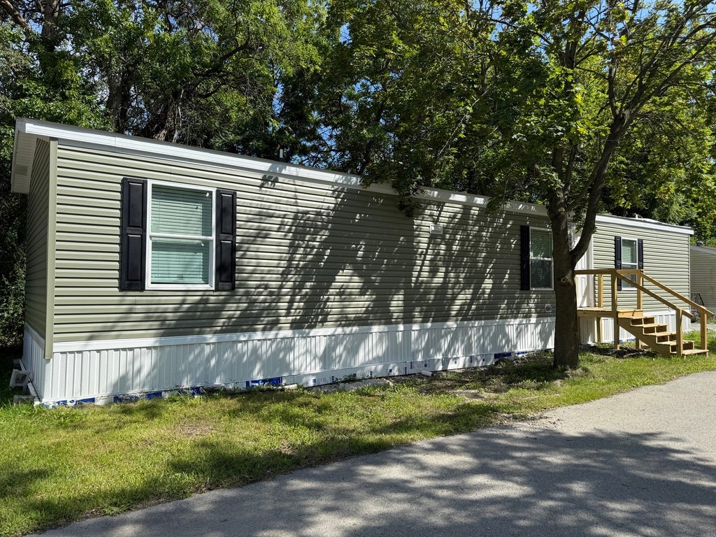 1712 South Dixie Highway 214, Crete