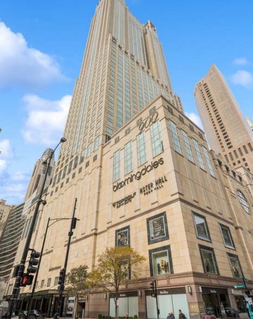 Photo of Listing #12352432