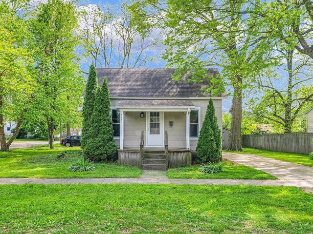 413 East Lincoln Street, Monticello