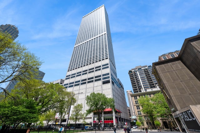 180 East Pearson Street 3701, Chicago