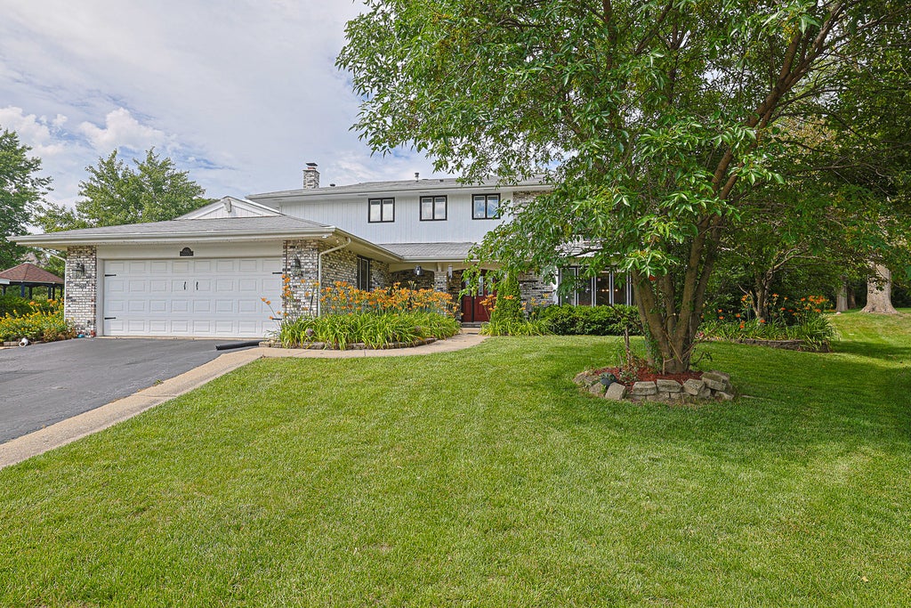 1532 Petersham Lane, Schaumburg