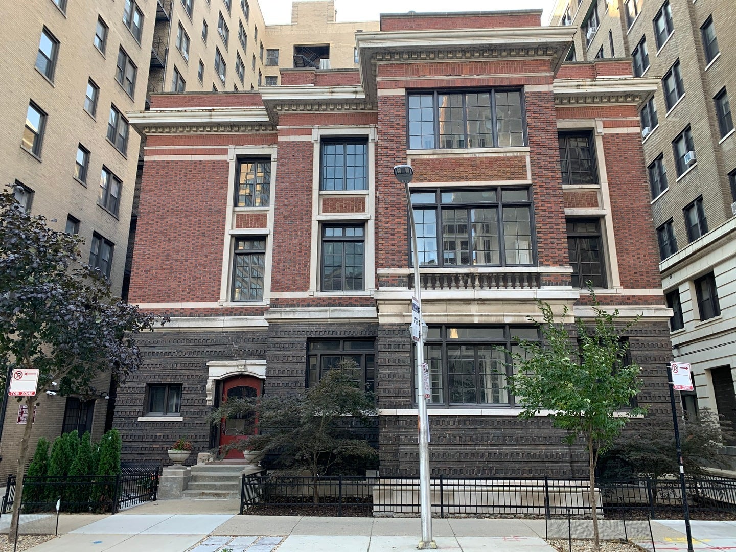 Photo of Listing #12405596