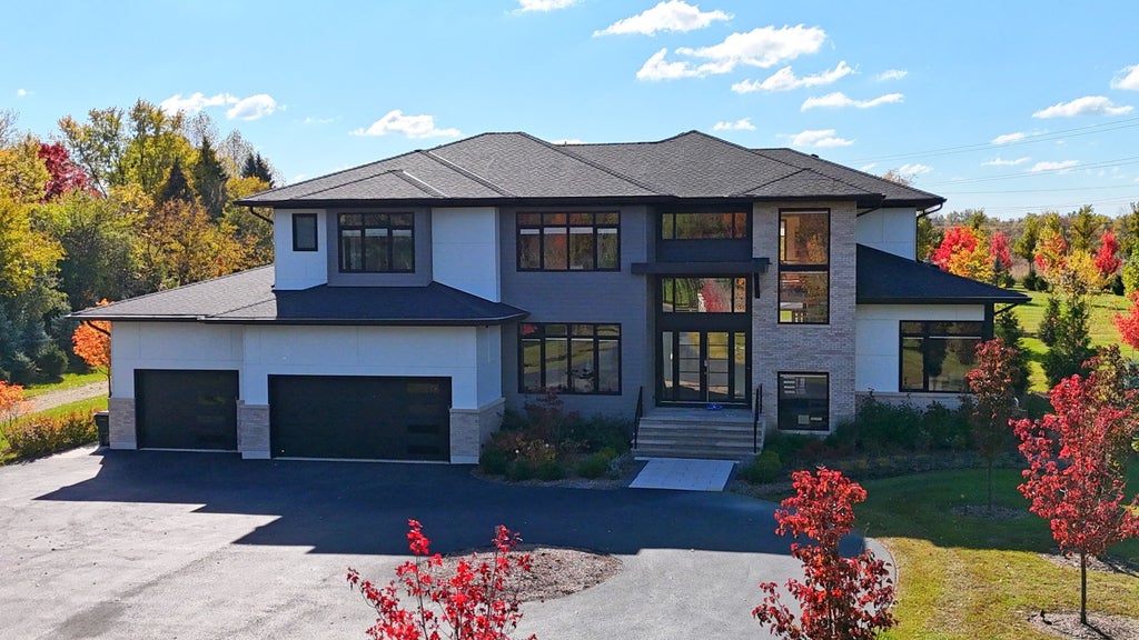 25 Rolling Hills Drive, Barrington