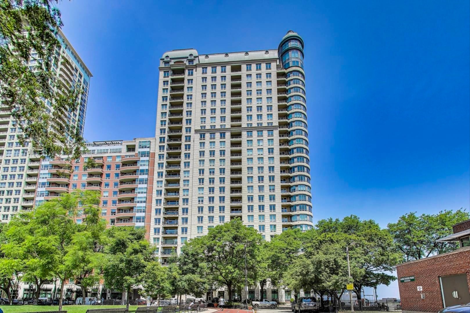 Photo of Listing #12423550