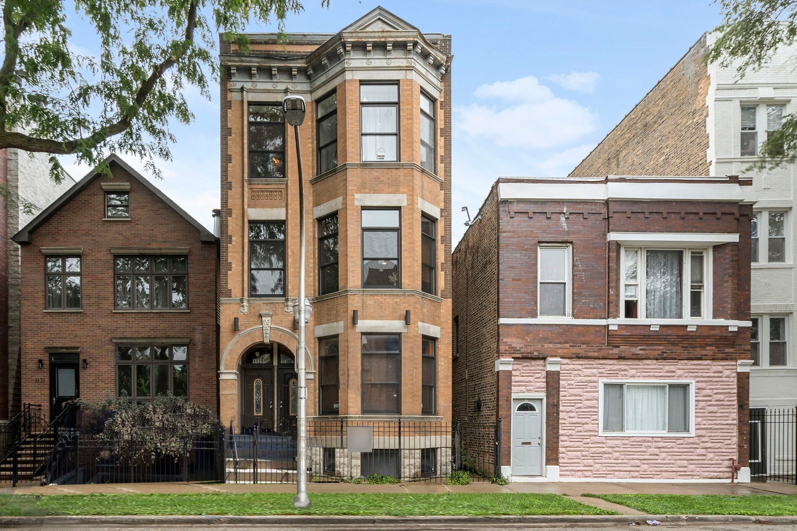 Photo of Listing #12431142