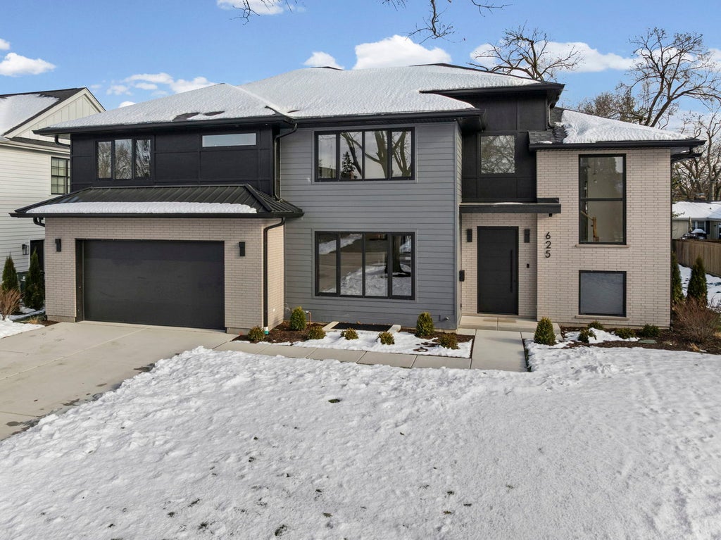 625 Wissing Lane, Glenview, 60025