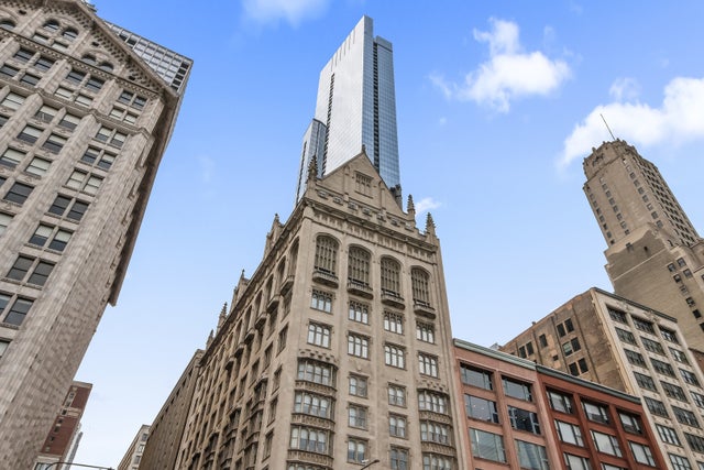 60 East Monroe Street 4704, Chicago