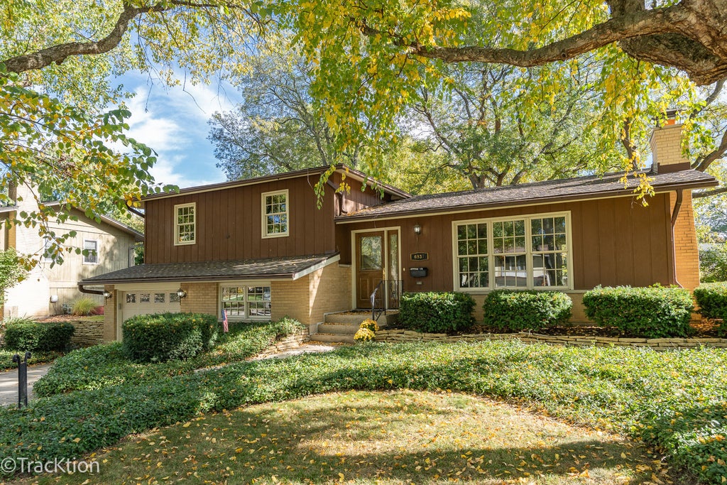 6937 Parkview Drive, Downers Grove