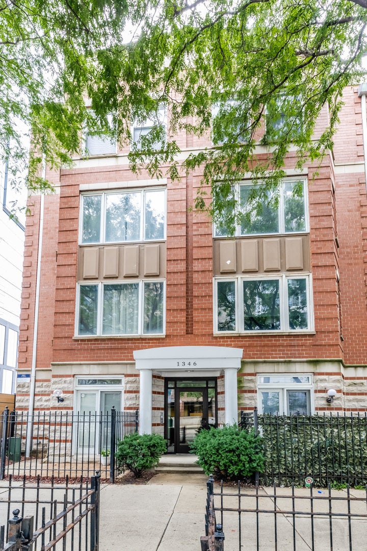 Photo of Listing #12452287