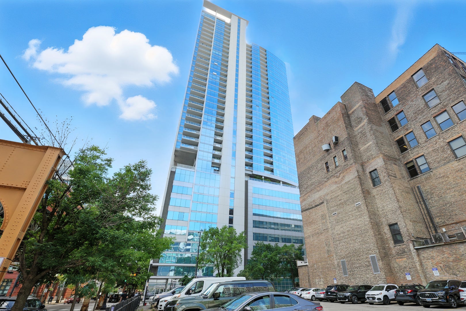 Photo of Listing #12453399