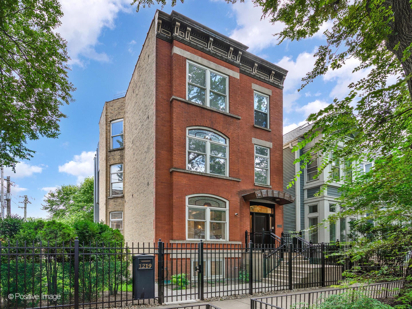 Photo of Listing #12458830