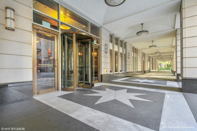 55 East Erie Street 5201, Chicago