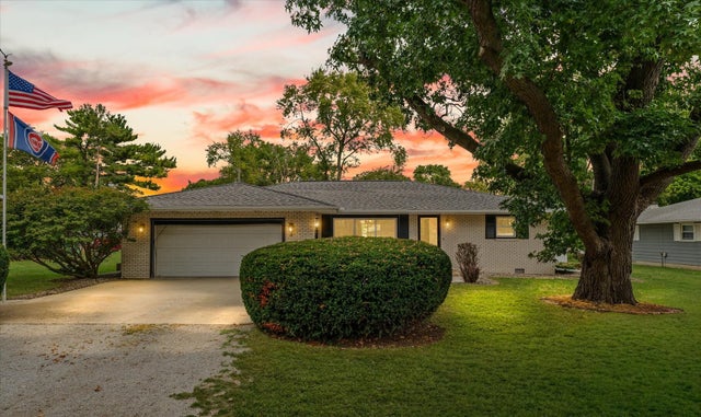 28 South Moery Drive, Bement