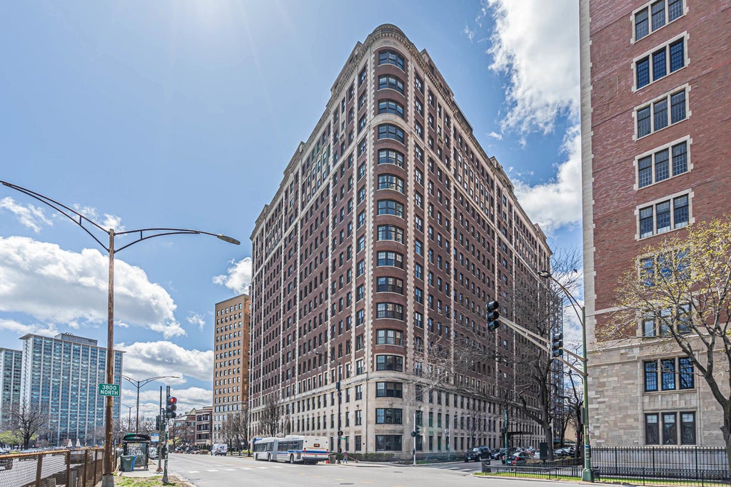 3750 North Lake Shore Drive 2c, Chicago, 60613