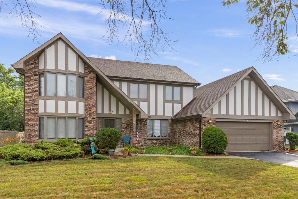 3043 Bonnie Brae, Flossmoor