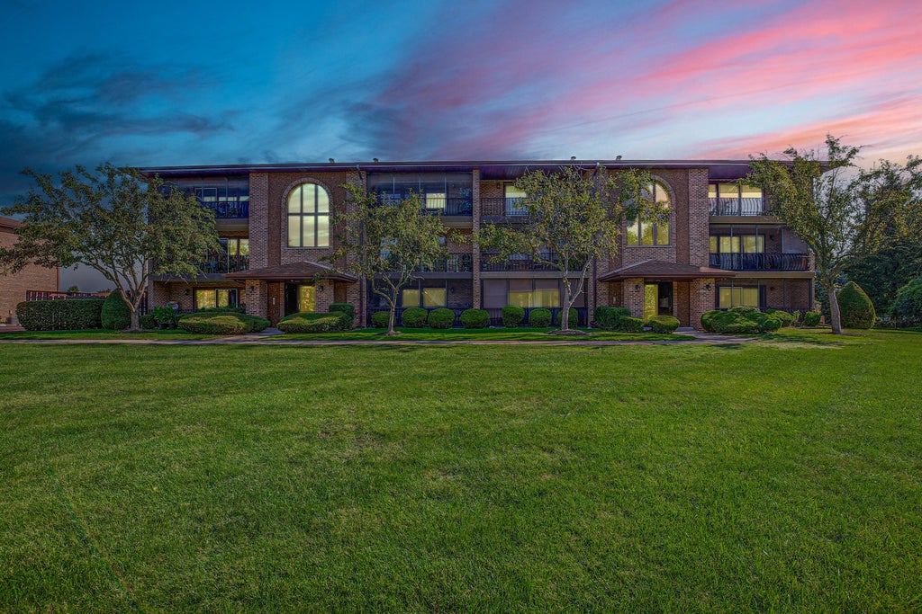 11117 South Heritage Drive 1d, Palos Hills, 60465