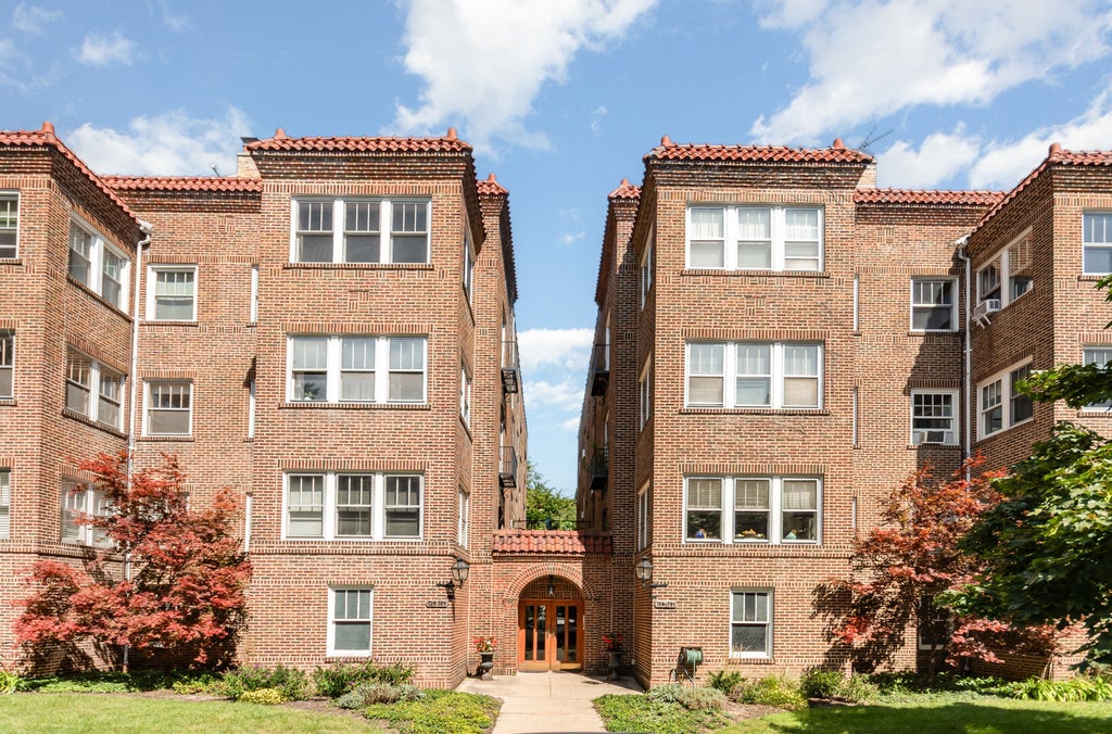 721 Emerson Street 2w, Evanston, 60201