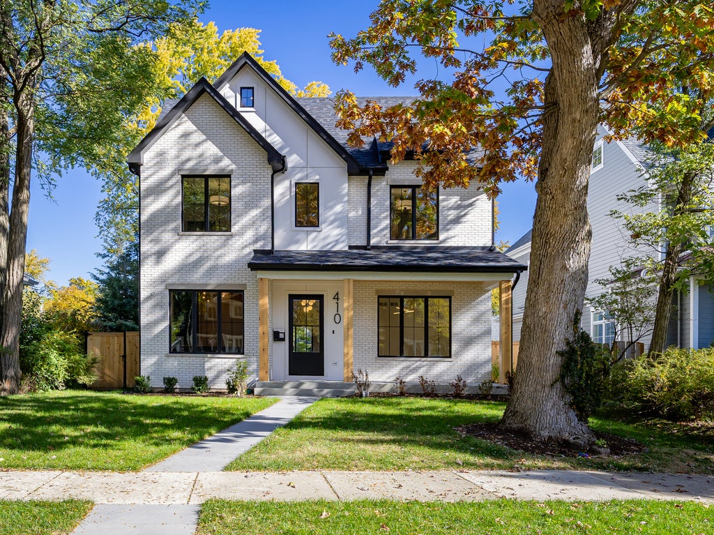 410 Prairie Avenue, Wilmette, 60091