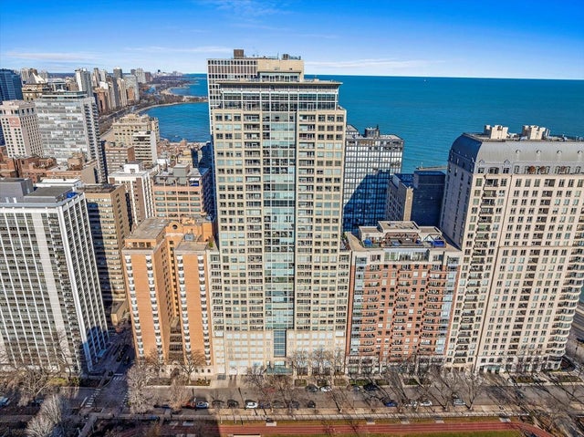 250 East Pearson Street 1601, Chicago