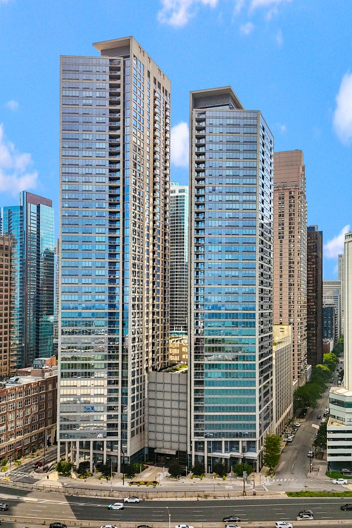 Photo of Listing #12469261