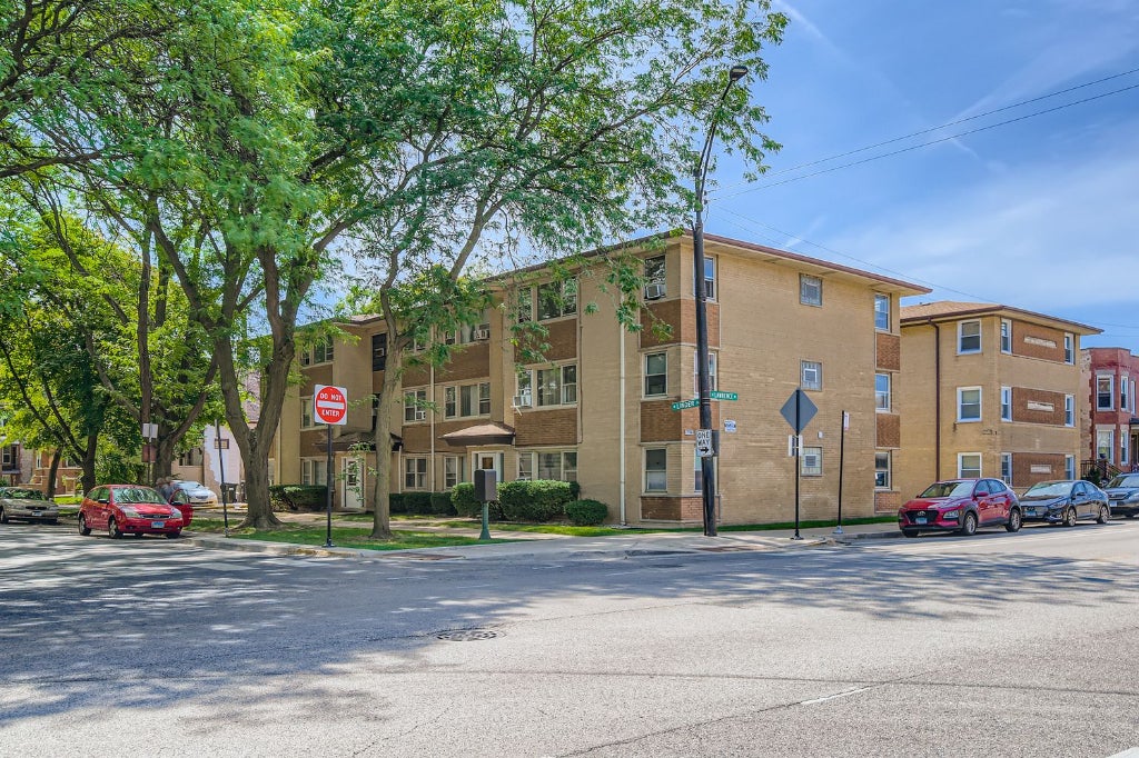 5501 West Lawrence Avenue 3c, Chicago, 60630