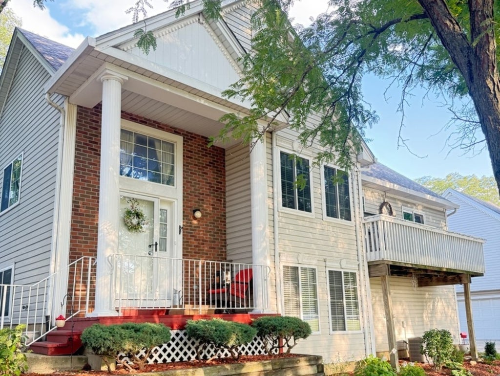 321 Candlelight Court, Bolingbrook, 60440