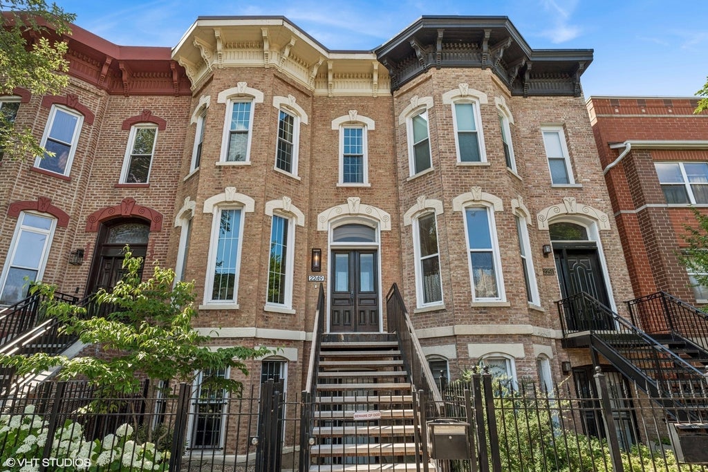 2249 West Warren Boulevard, Chicago, 60612
