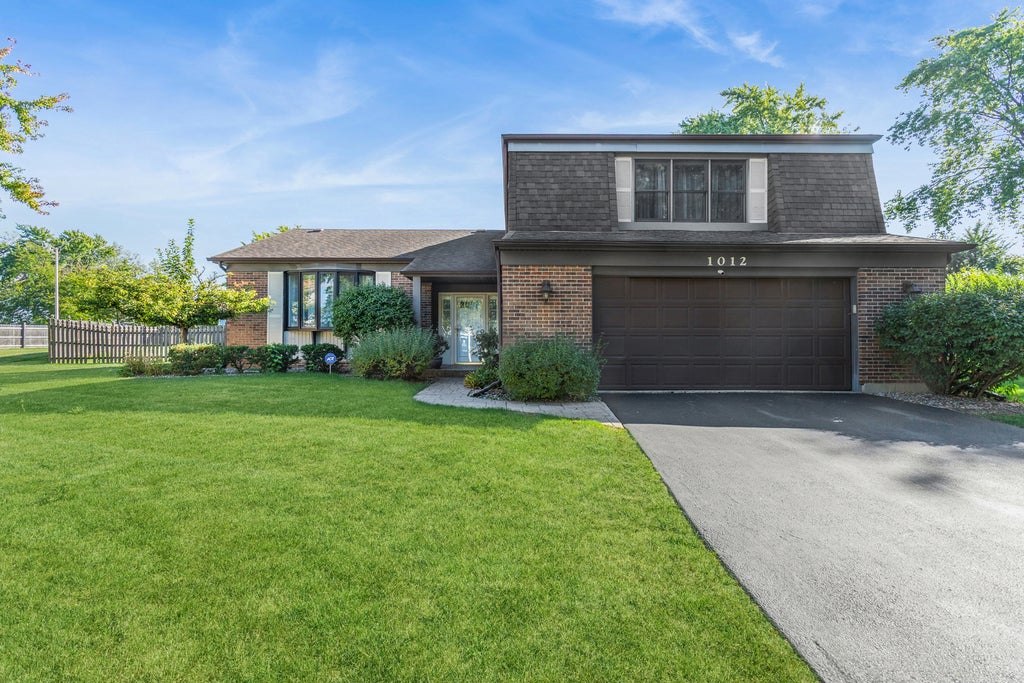 1012 Londonberry Court, Bolingbrook