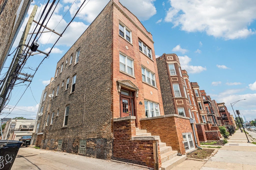 2346 West Augusta Boulevard 3f, Chicago, 60622