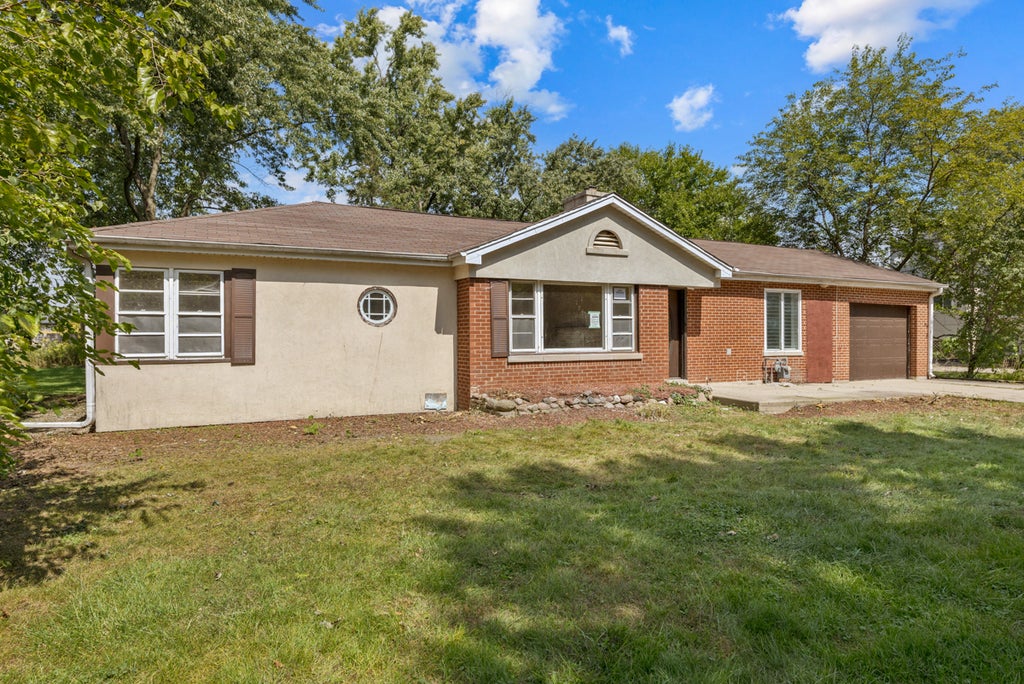 9532 Greenwood Drive, Des Plaines