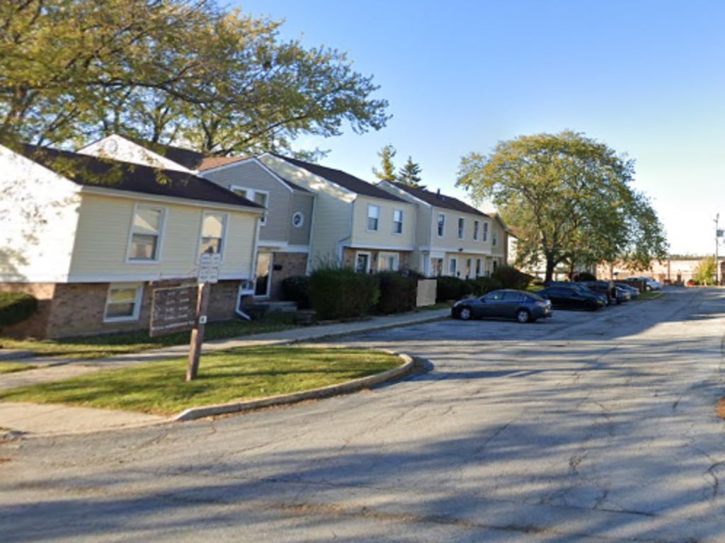 1135 Williamsburg Road, Country Club Hills