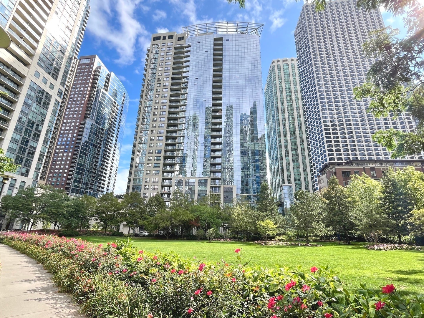 Photo of Listing #12476541