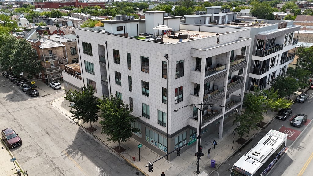 1801 West Chicago Avenue 4e, Chicago