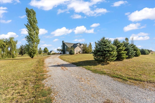 1376 East 2950 North Road, Mansfield