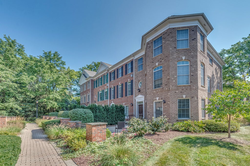 243 Box Car Avenue, Naperville