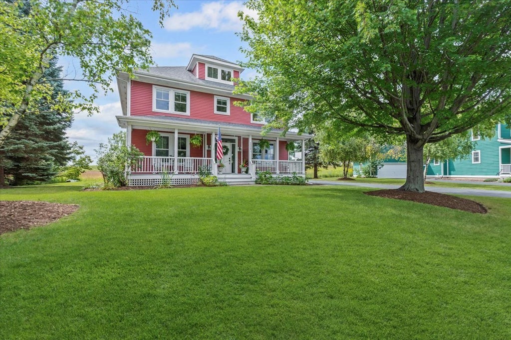 1117 Hedgerow Drive, Grayslake