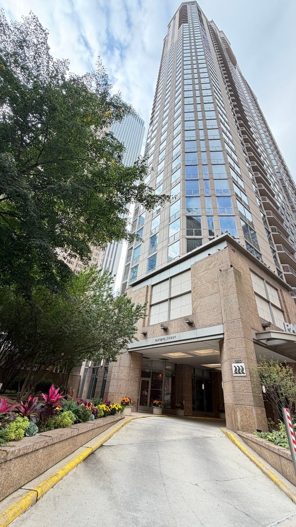222 North Columbus Drive 4008, Chicago, 60601