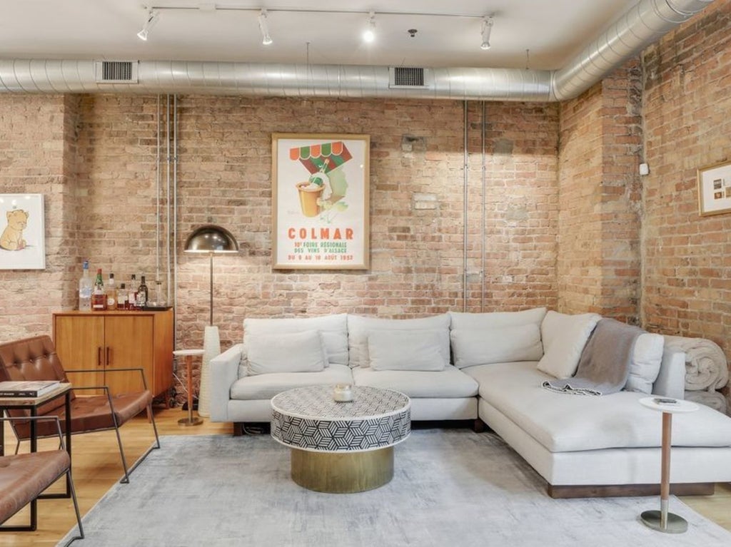 23 North Green Street 202, Chicago, 60607