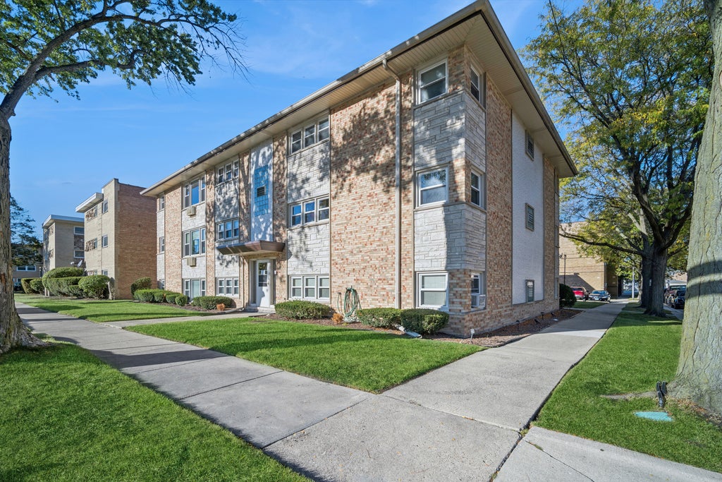 6800 North Overhill Avenue 1a, Chicago
