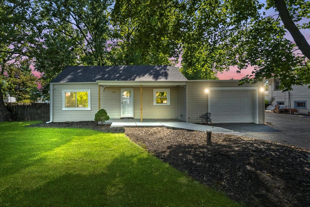 817 194th Street, Chicago Heights