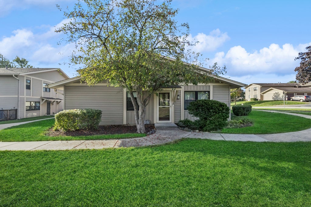 5775 Madrid Court A, Hanover Park