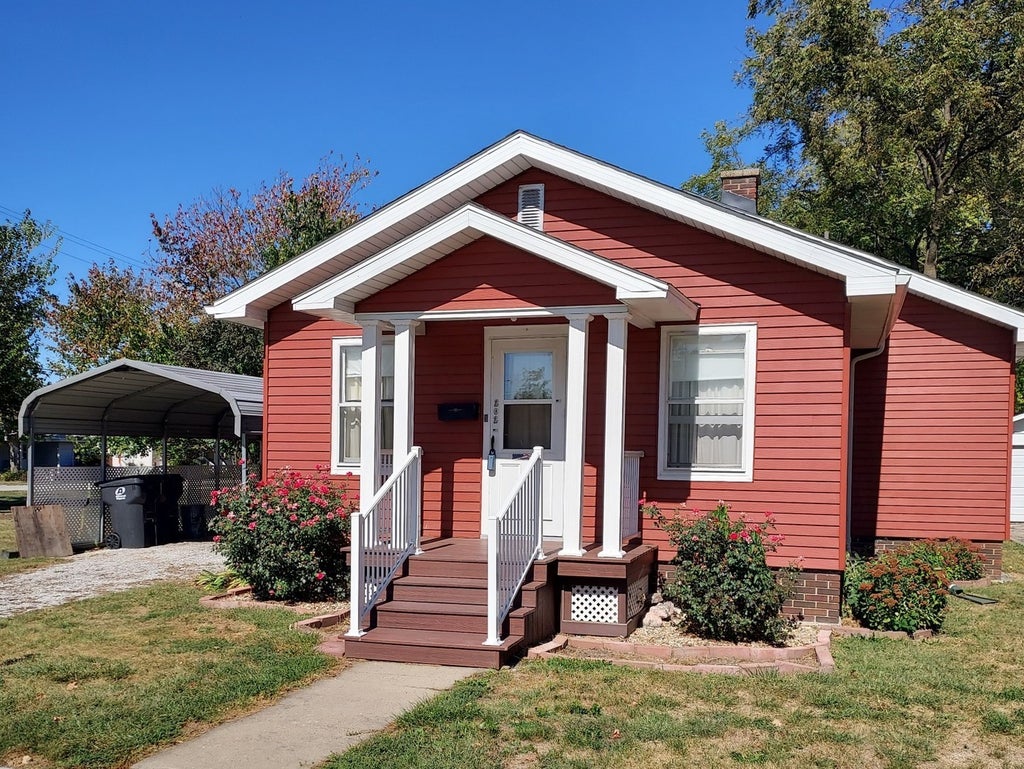 202 East Pembroke Street, Tuscola