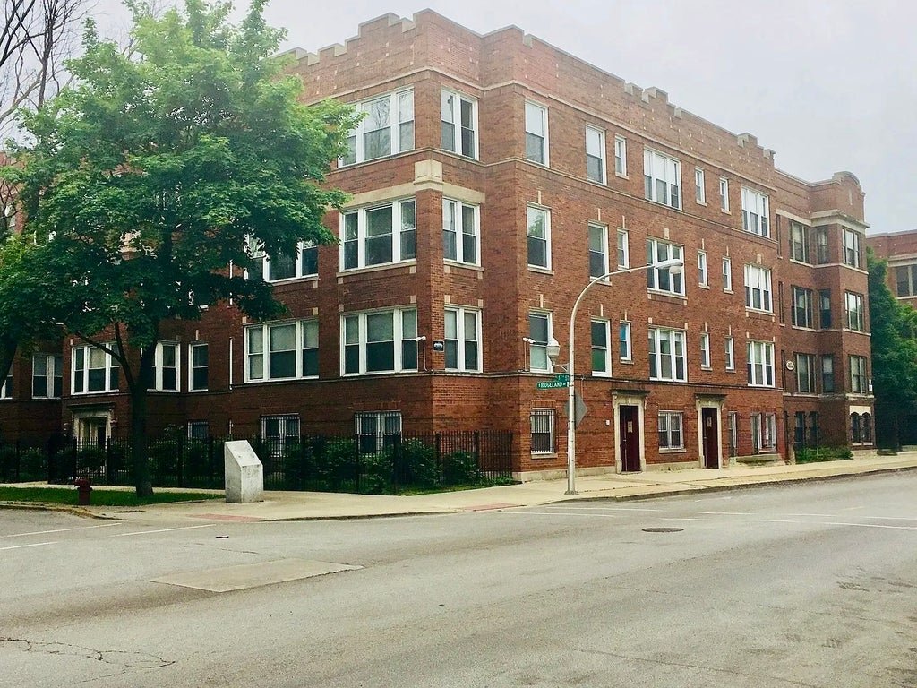 1725 East 67th Street 1f, Chicago