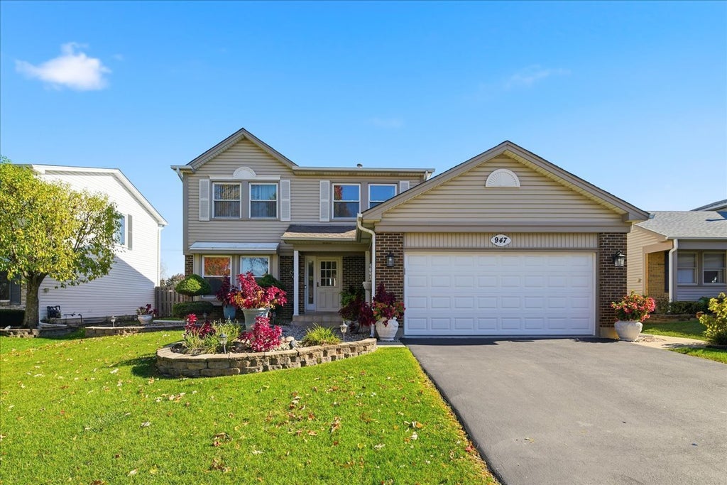 947 Wilma Lane, Elk Grove Village