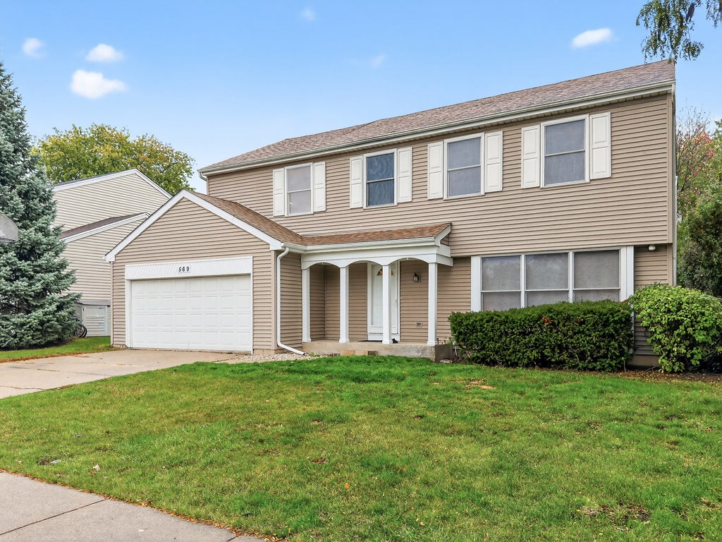 569 North Walnut Lane, Schaumburg