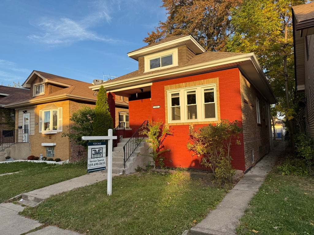 3507 North Osceola Avenue, Chicago