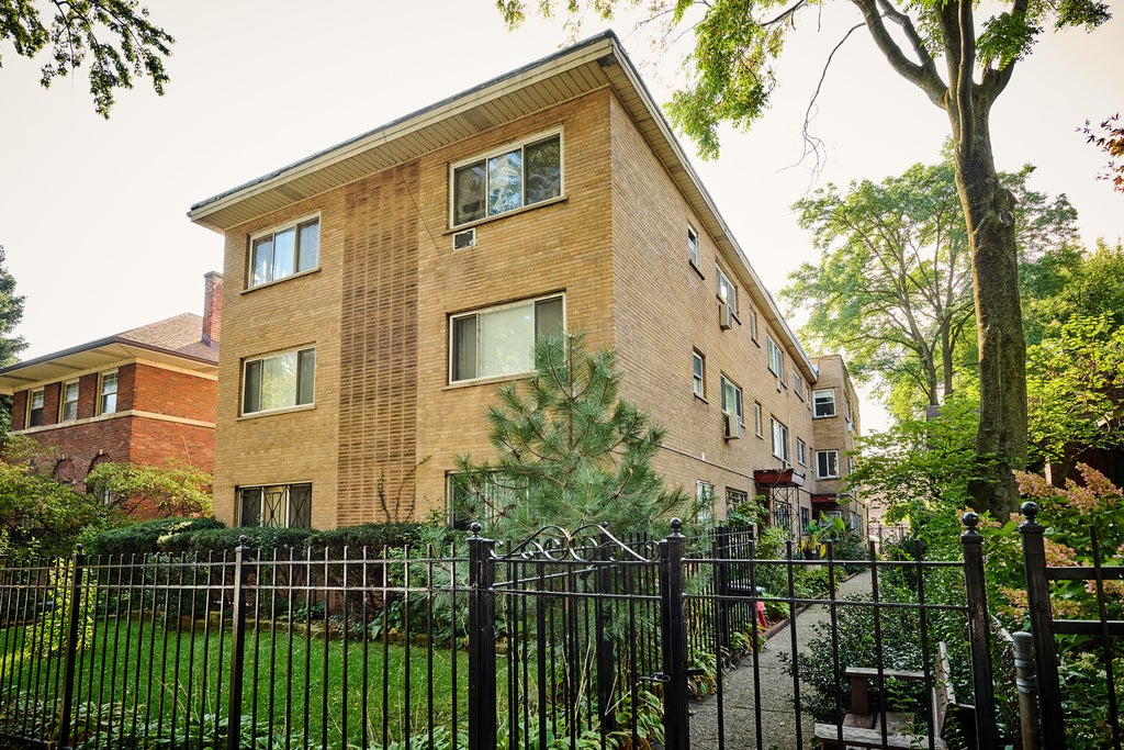 1657 West Farwell Avenue 1d, Chicago